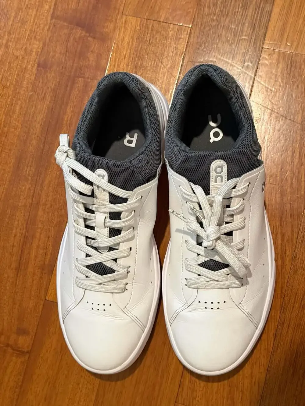 On Cloud On The Roger Advantage White/Gray Sneakers OnCloud Size 11